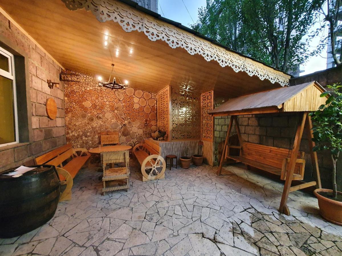 Capsule Hostel In The Old City Of Yerevan Exterior photo